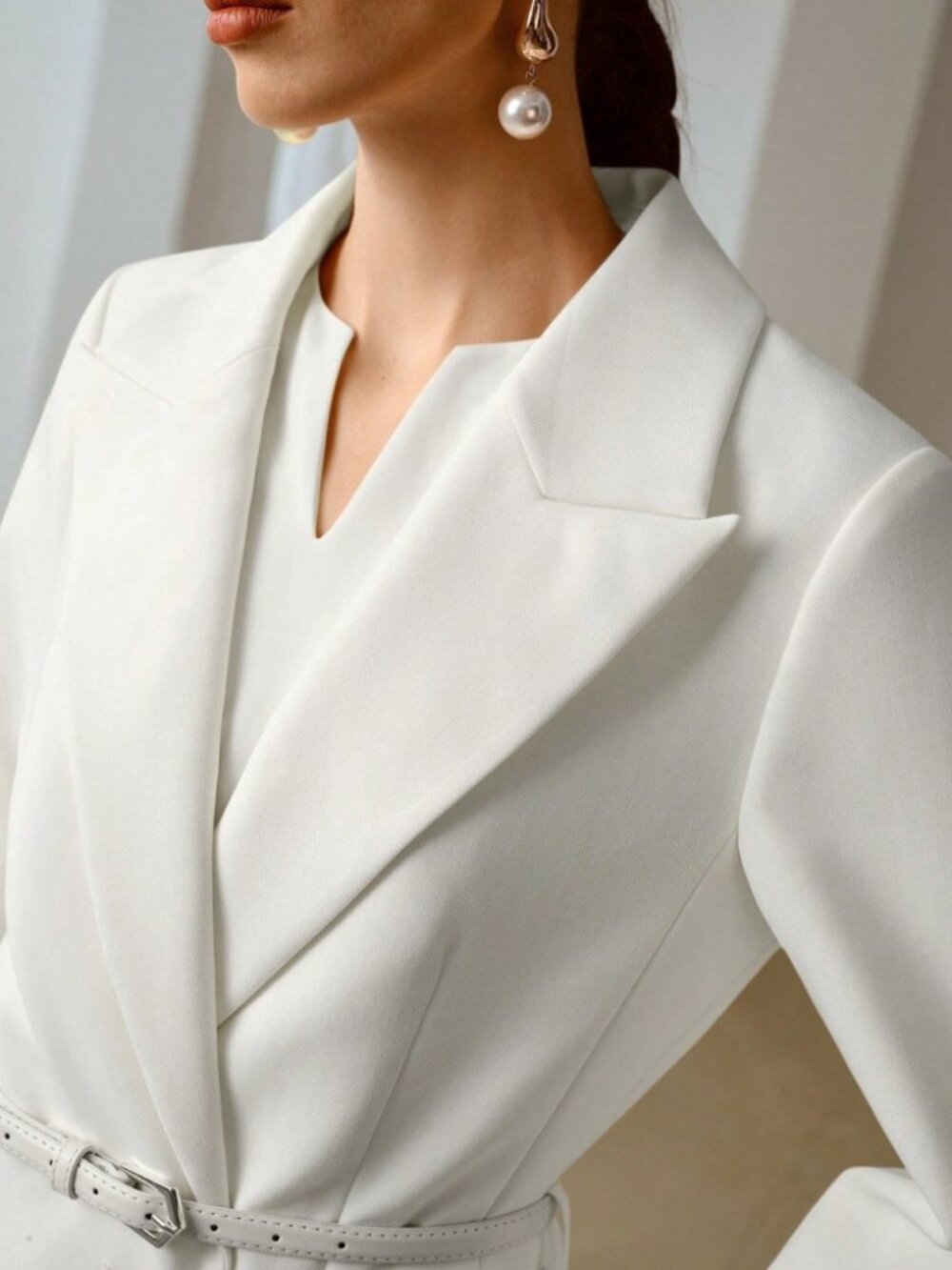 White Long Tailored Coat with Double Breasted Buttons - Picture 3 of 7